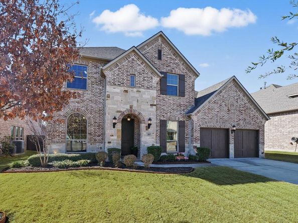 907  Highpoint Way , Roanoke Texas 76262