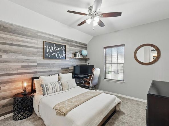 907  Highpoint Way , Roanoke Texas 76262
