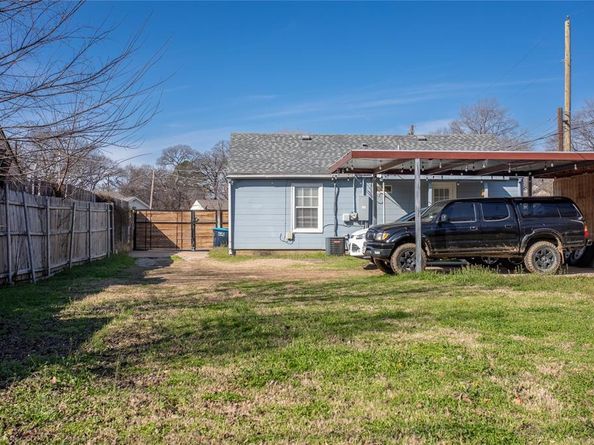 2120 N Riverside Drive , Fort Worth Texas 76111