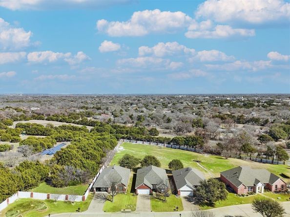 1116  Cresthill Drive  43, Cedar Hill Texas 75104