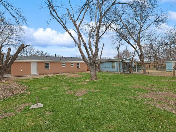 5536  Alter Drive , Fort Worth Texas 76119