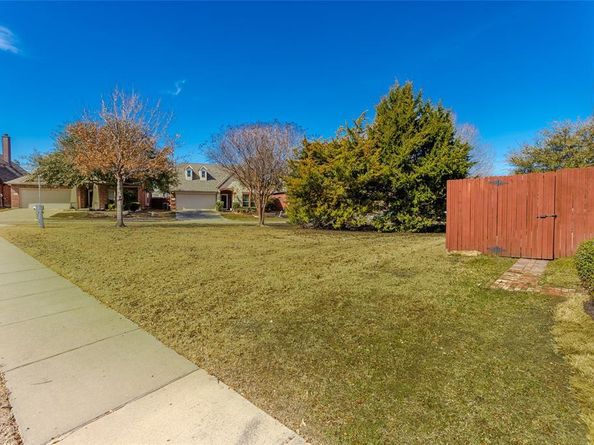 5928  Round Up Lane , McKinney Texas 75070