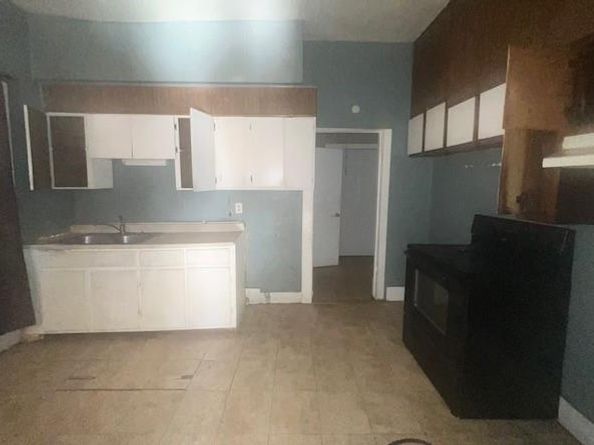3512 S Harwood Street , Dallas Texas 75215