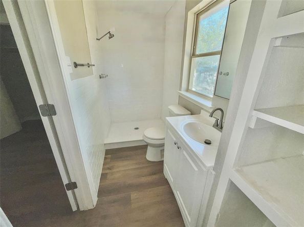 724  Windsor Drive , Everman Texas 76140