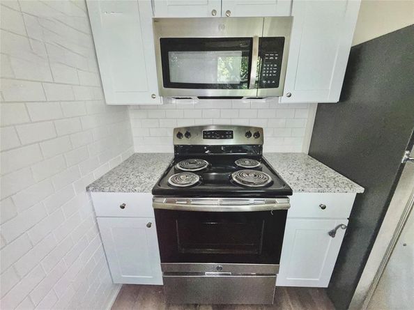 724  Windsor Drive , Everman Texas 76140