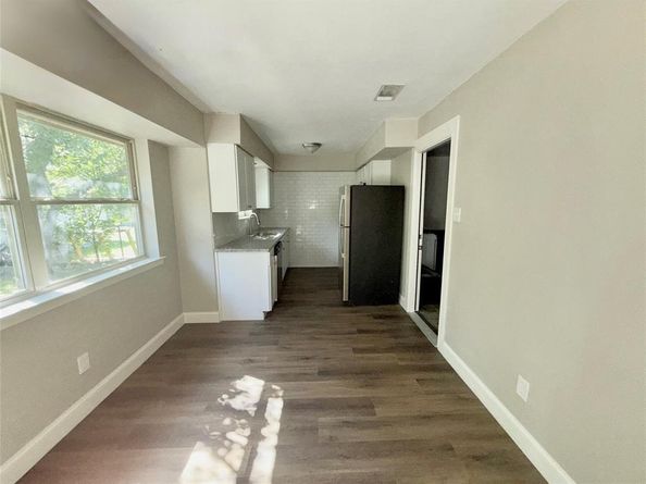 724  Windsor Drive , Everman Texas 76140