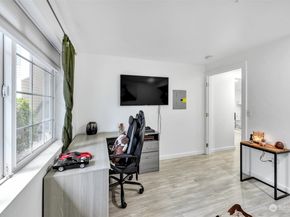 12403 4th Avenue W 1102, Everett WA 98204