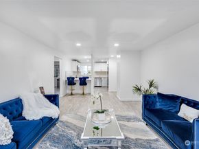 12403 4th Avenue W 1102, Everett WA 98204