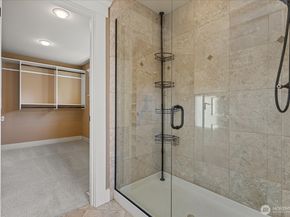 825 Kirkland Way, Kirkland WA 98033