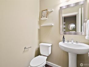 26621 106th Avenue SE, Kent WA 98030