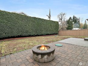 26621 106th Avenue SE, Kent WA 98030