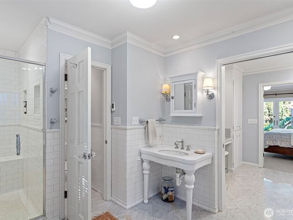 6641 NE Windermere Road, Seattle WA 98115