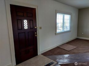 2001 Grand Avenue, Everett WA 98201