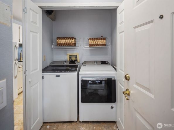 11419 99th Place NE 102, Kirkland WA 98033