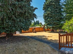 7660 S 126th Street, Seattle WA 98178