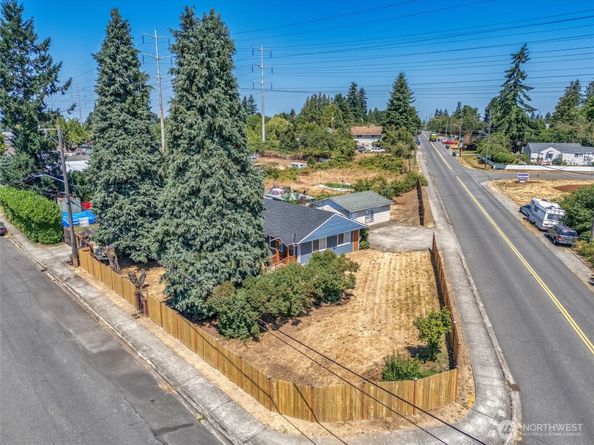 7660 S 126th Street, Seattle WA 98178