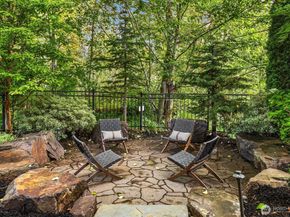 3493 NE Harrison Street, Issaquah WA 98029