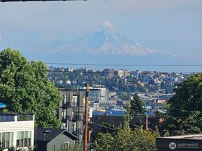 516 B N 46th Street, Seattle WA 98103