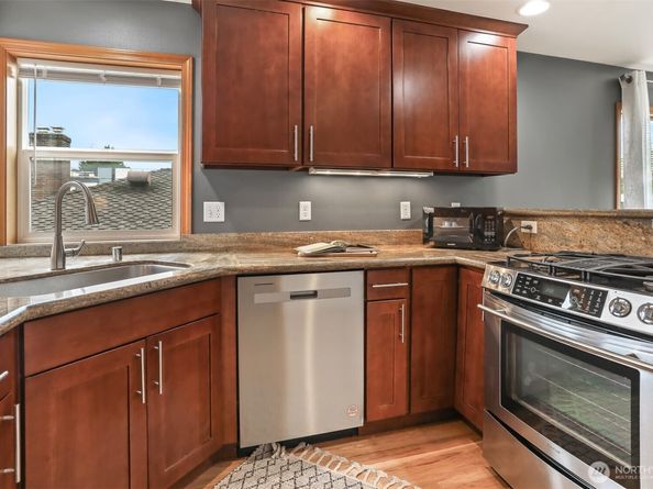 516 B N 46th Street, Seattle WA 98103