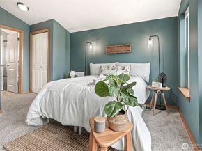 516 B N 46th Street, Seattle WA 98103