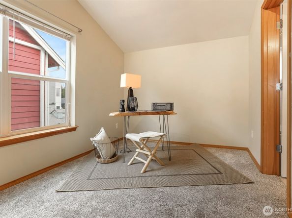 516 B N 46th Street, Seattle WA 98103