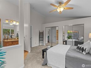 11086 25th Avenue SW, Seattle WA 98146