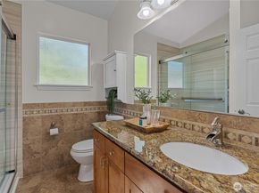 11086 25th Avenue SW, Seattle WA 98146