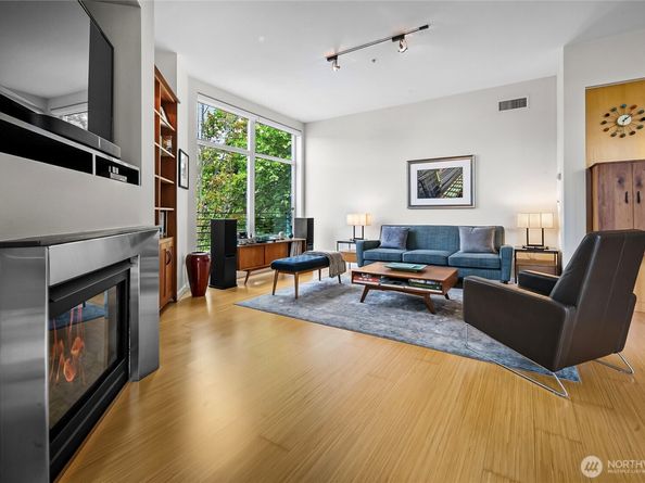 17 W Mercer Street 300, Seattle WA 98119