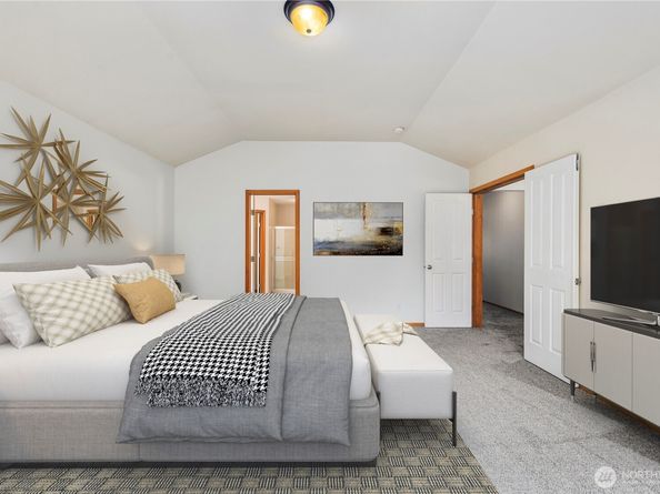 1610 NE Mt Kamela Court, Poulsbo WA 98370