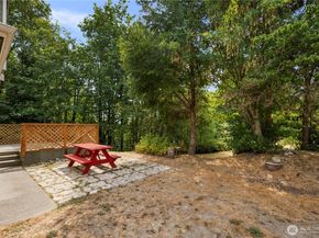 1610 NE Mt Kamela Court, Poulsbo WA 98370