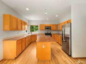 1610 NE Mt Kamela Court, Poulsbo WA 98370