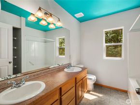 1610 NE Mt Kamela Court, Poulsbo WA 98370