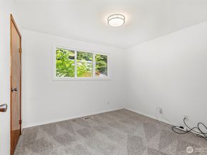 806 Marion Place, Kent WA 98030