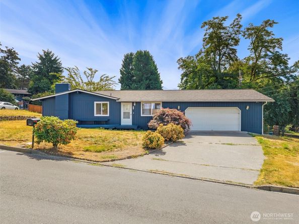 806 Marion Place, Kent WA 98030