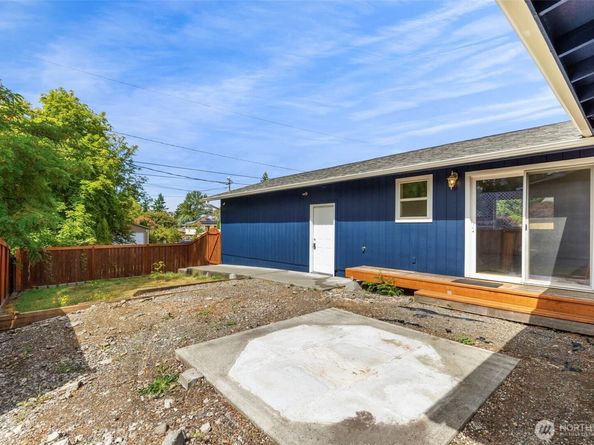 806 Marion Place, Kent WA 98030