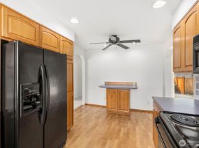 806 Marion Place, Kent WA 98030