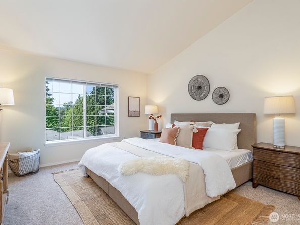 18636 NE 55th Way, Redmond WA 98052