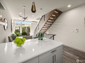972 N Allen Place, Seattle WA 98103