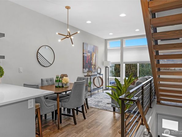 972 N Allen Place, Seattle WA 98103