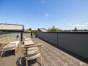 972 N Allen Place, Seattle WA 98103