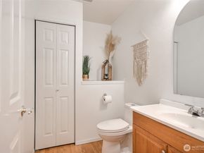18729 19th Drive SE, Bothell WA 98012