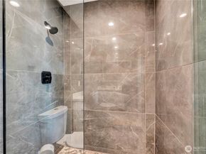 108 E Lake Stevens Road, Lake Stevens WA 98258