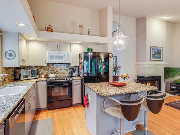 3642 254th Avenue SE, Sammamish WA 98029