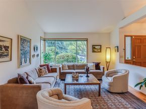 3642 254th Avenue SE, Sammamish WA 98029