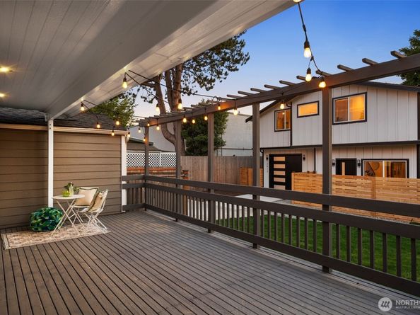 12515 Phinney Avenue N, Seattle WA 98133