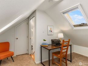 12515 Phinney Avenue N, Seattle WA 98133
