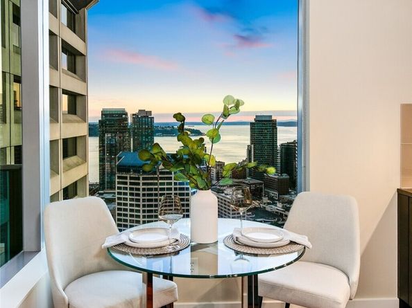 737 Olive Way 3710, Seattle WA 98101