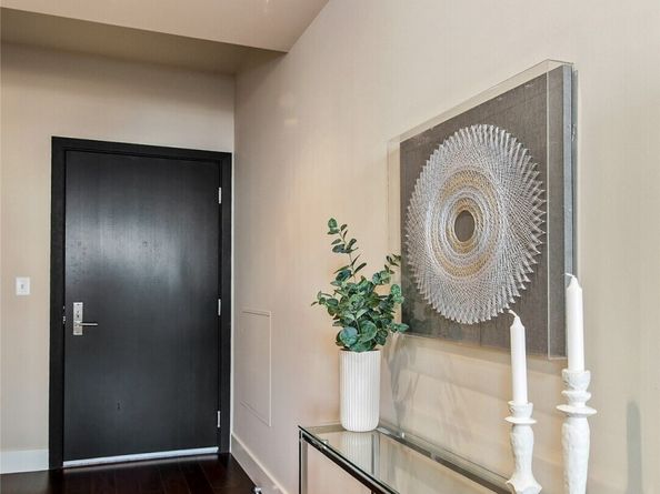 737 Olive Way 3710, Seattle WA 98101