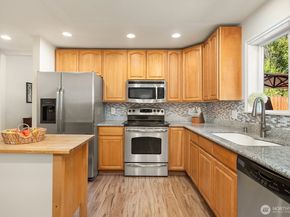 18460 NE Woodinville Duvall Place, Woodinville WA 98077