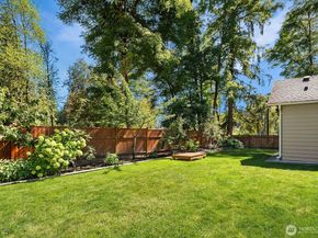 18460 NE Woodinville Duvall Place, Woodinville WA 98077